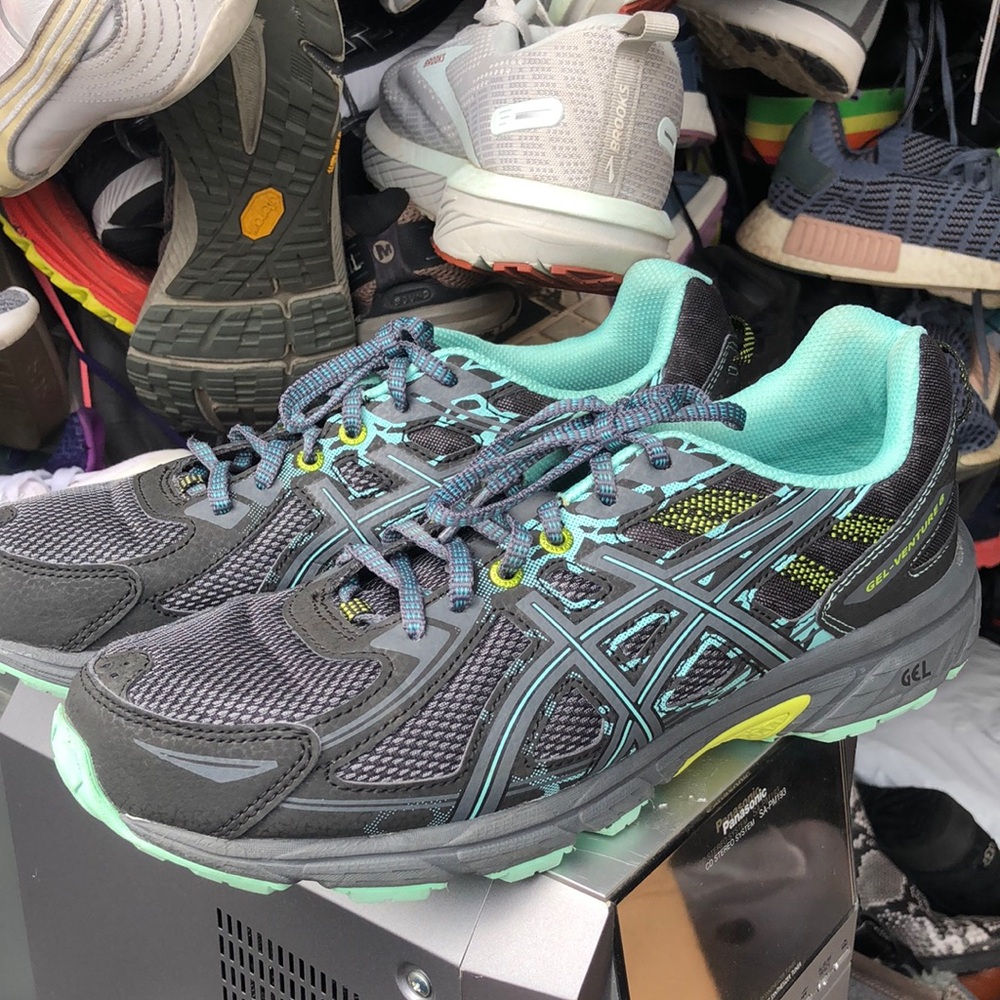 ASICS Gel Venture 6 Men’s Black and Teal Athletic Running Sneakers Size 10.5